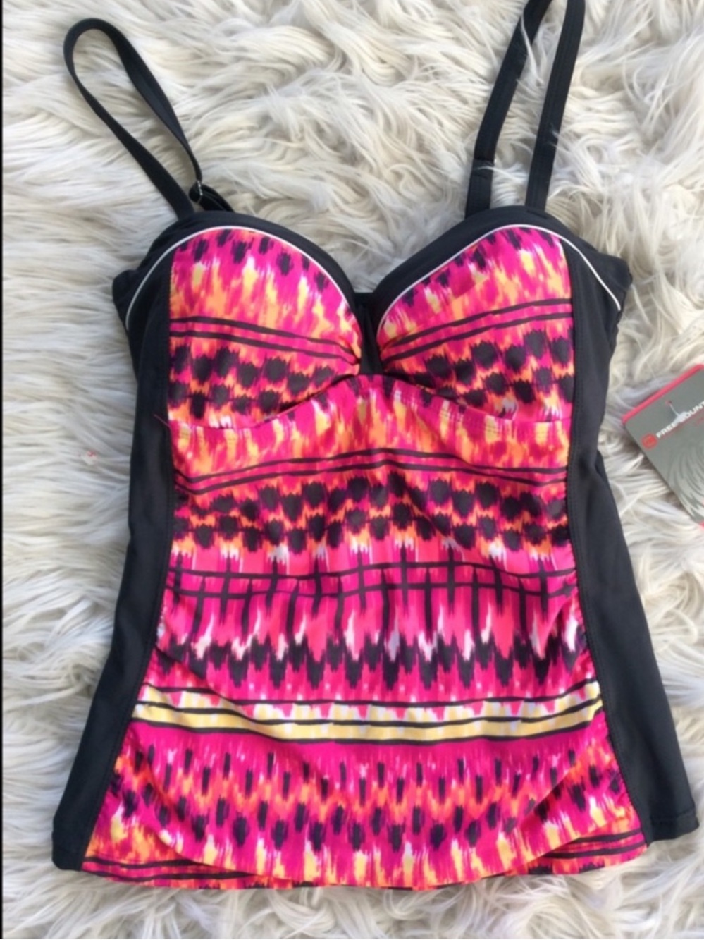 NWT Free Country Underwire Adjustable Tankini Top